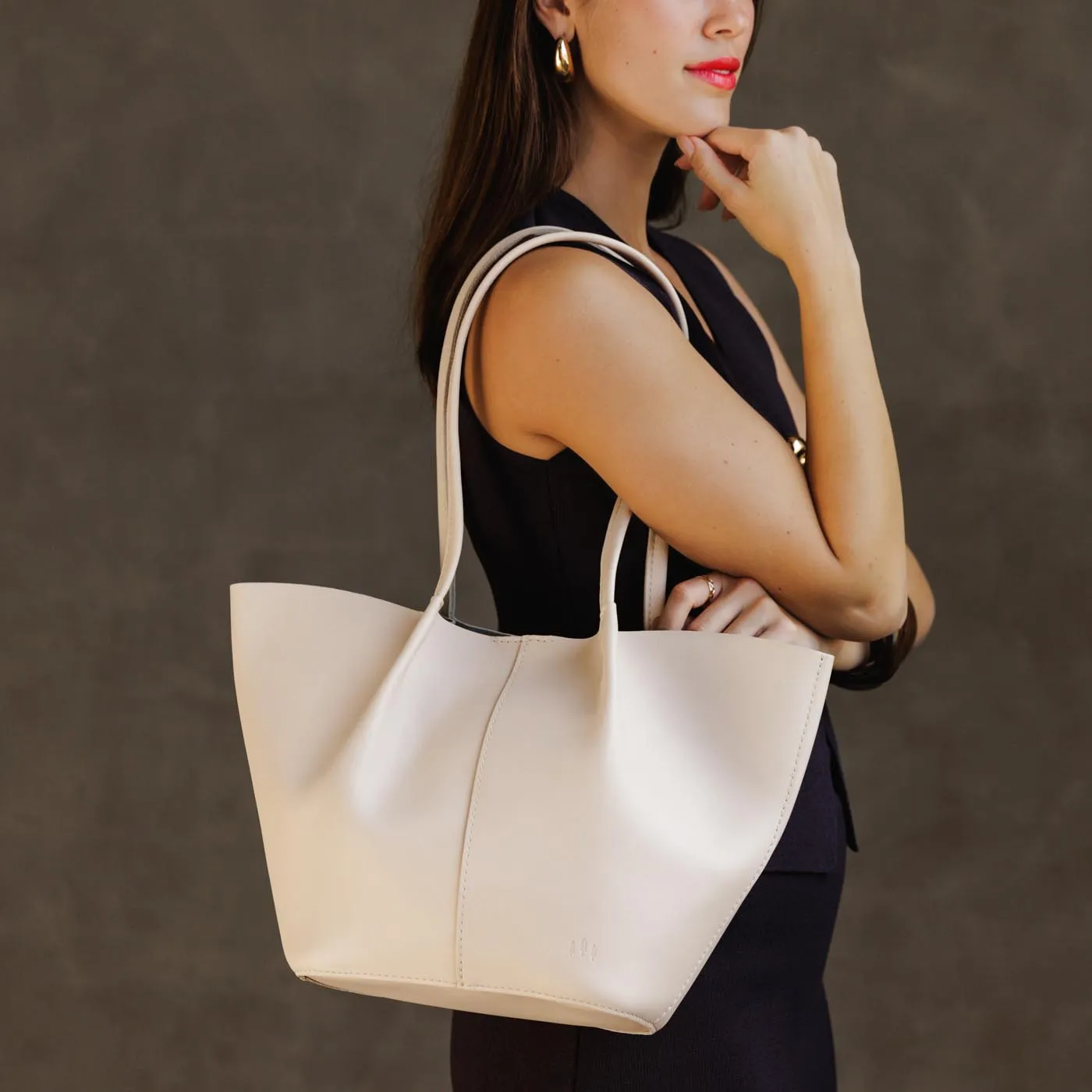 'Almost Perfect' Devan Bucket Tote