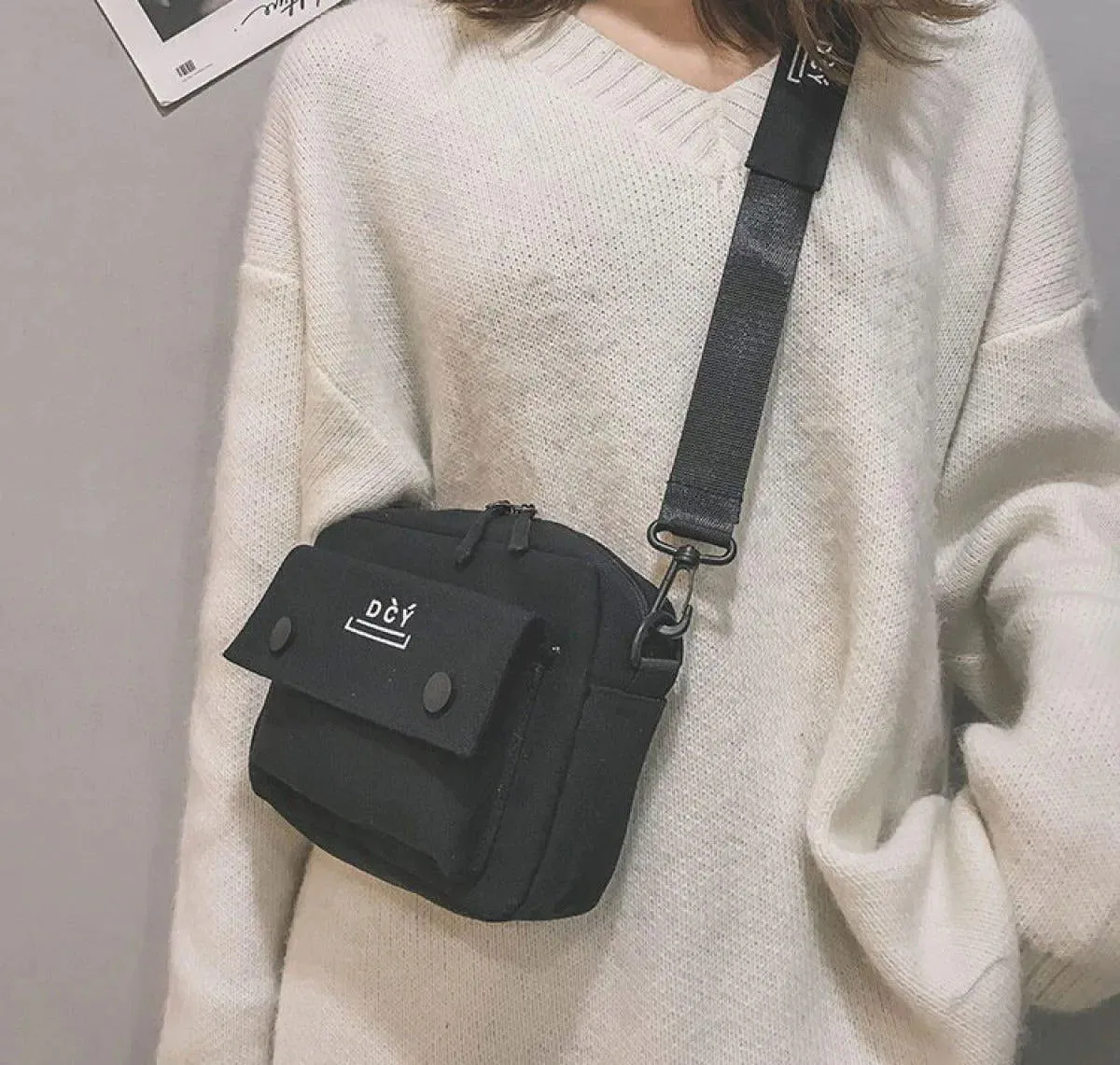 Daily Use Casual Messenger Bag