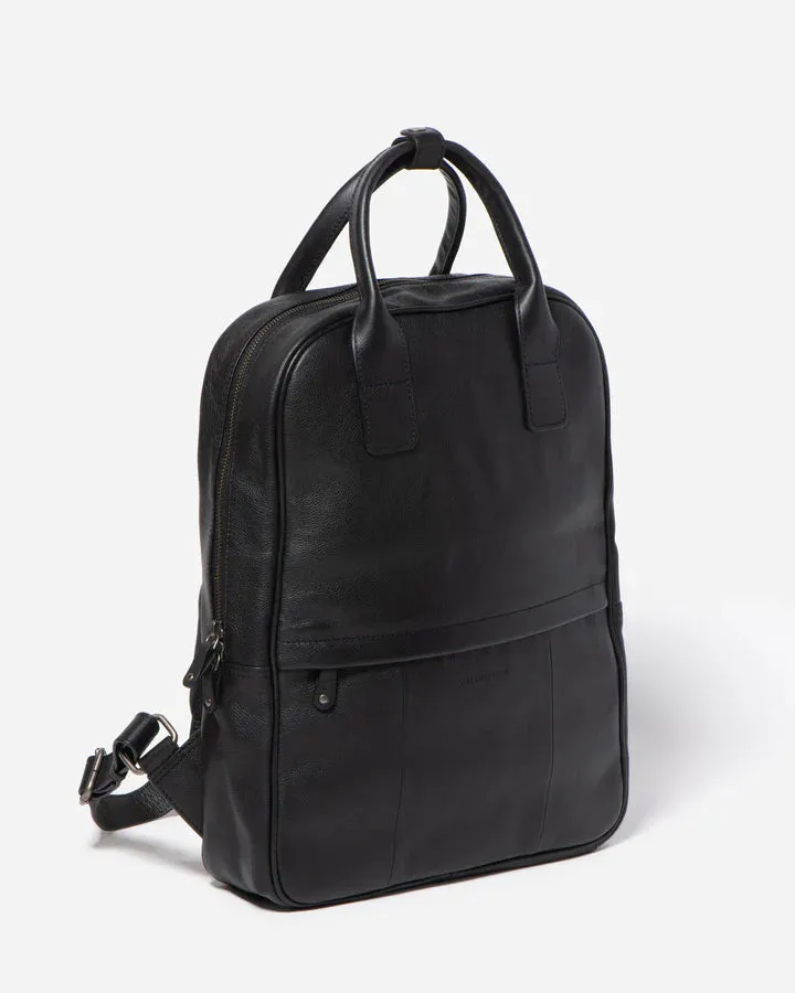 Finley Backpack Short | Black