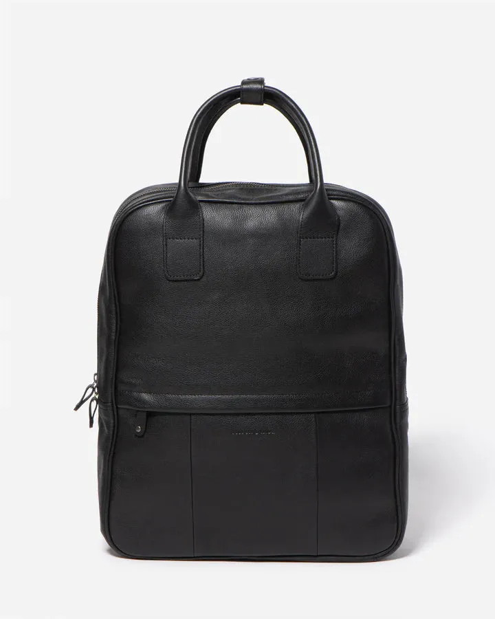 Finley Backpack Short | Black