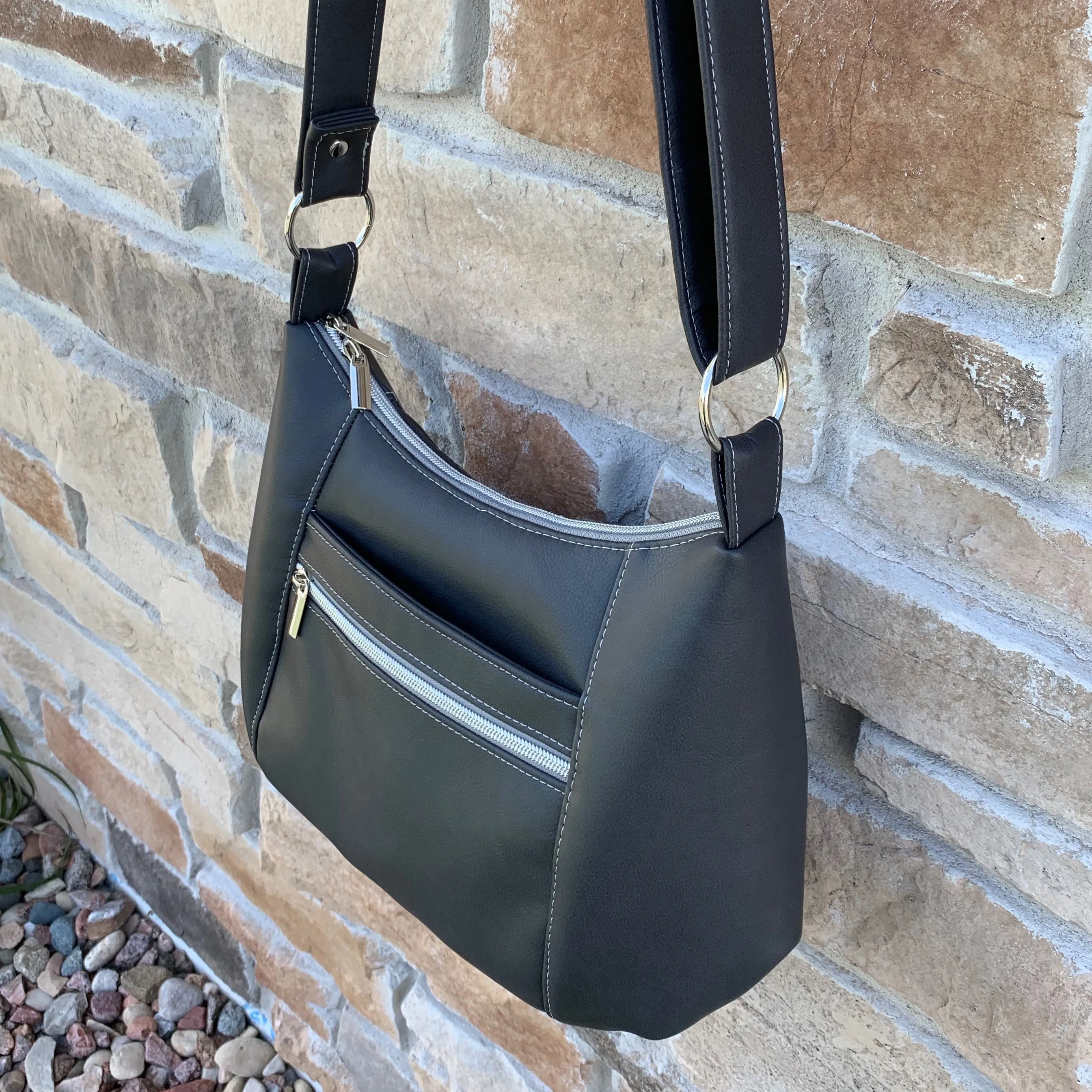 Shoreline Shoulder Bag Sewing Pattern