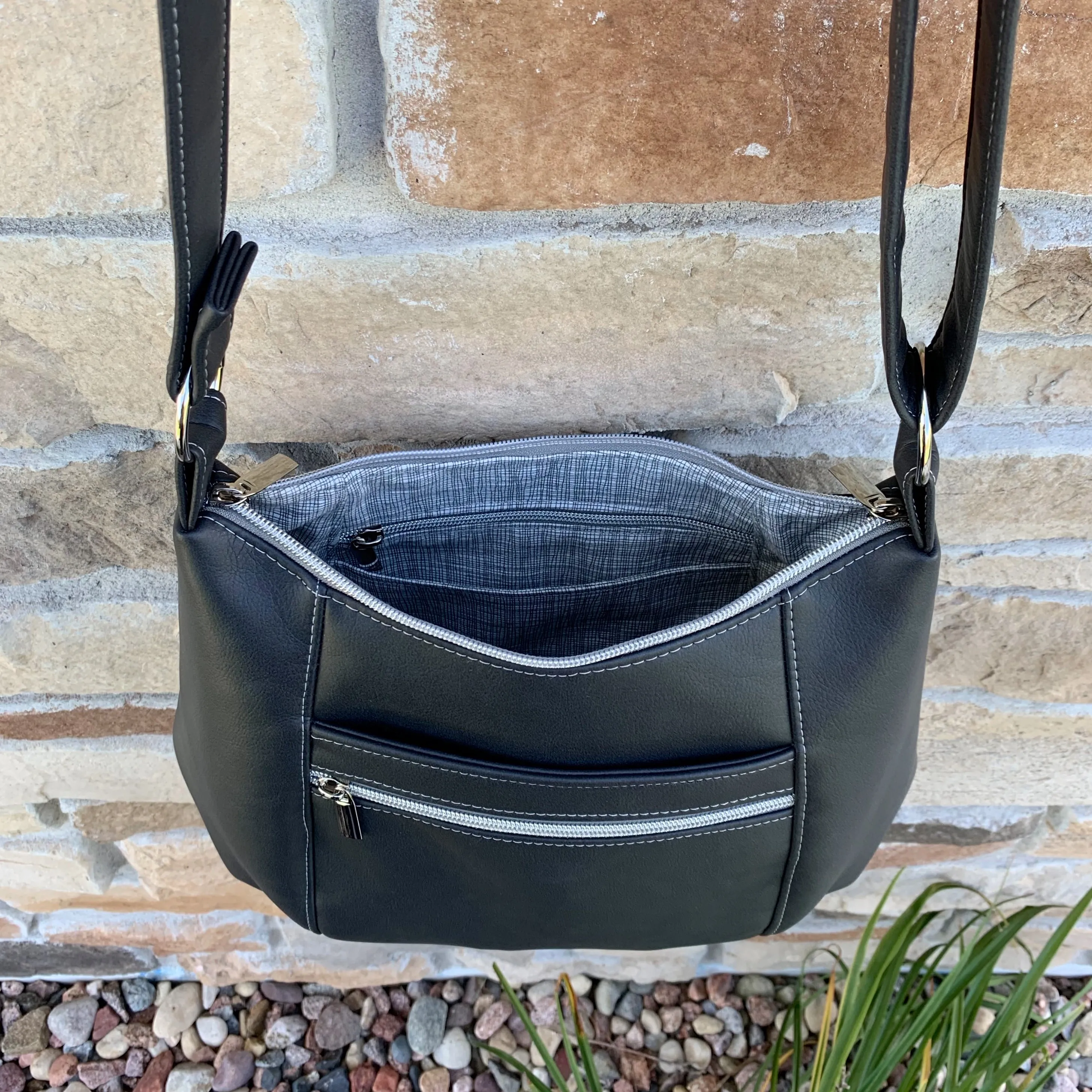 Shoreline Shoulder Bag Sewing Pattern