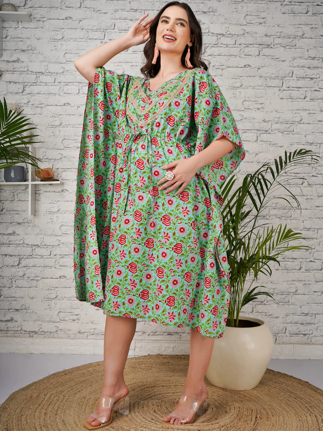 SHREY - GREEN FLORAL PRINT MATERNITY KAFTAN WITH EMBROI